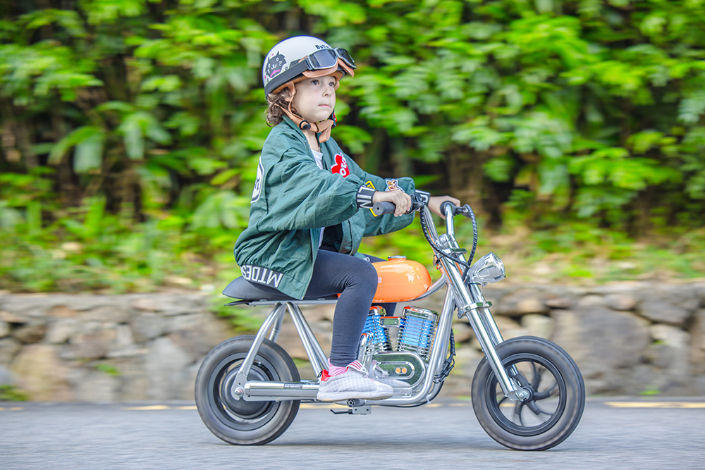 HYPER GOGO Pioneer 12 Electric Chopper Motorcycle for Kids, 21.9V 5.2Ah 160W, 12x3 Tires, 12KM - Orange