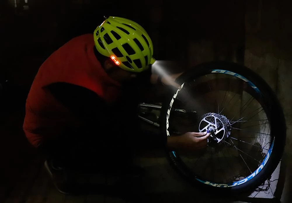 ROCKBROS ZN1001 Ultralight Cycling Helmet, Integrally-molded, Mountain Road Helmet, Unisex 57-62cm