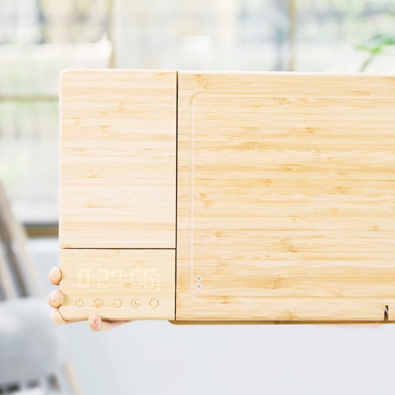 Sanitizer-Equipped Cutting Boards : Chopbox cutting board